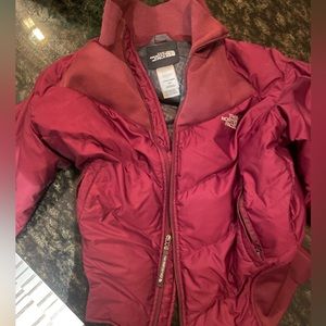 North Face maroon woman’s puff jacket, size large